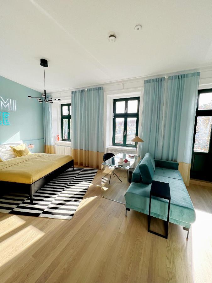 Sissi West Hotel Wina Bagian luar foto