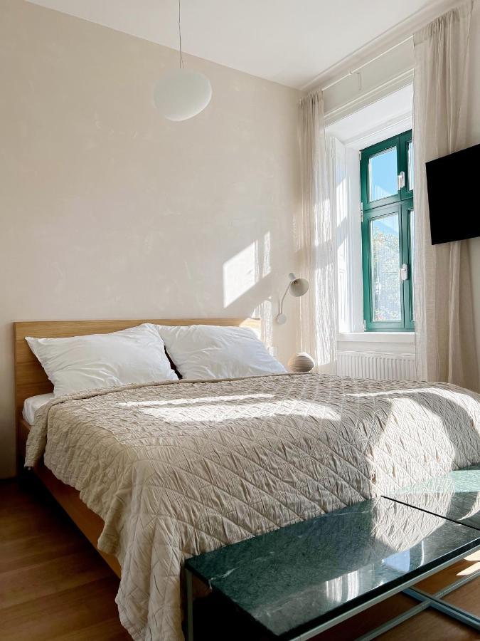Sissi West Hotel Wina Bagian luar foto